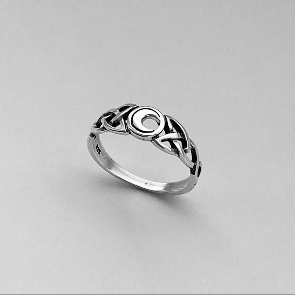 Sterling Silver Celtic Moon Ring, Celtic Ring - Picture 9 of 15